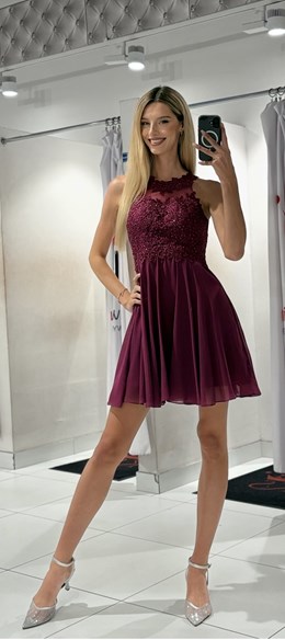Sukienka krótka zdobione plecy fiolet