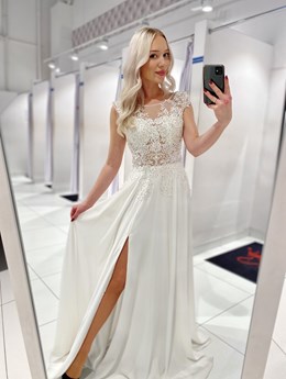 Sukienka długa koronka odkryte plecy biały