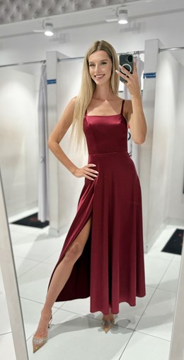 Sukienka długa satyna wiązanie plecy bordo